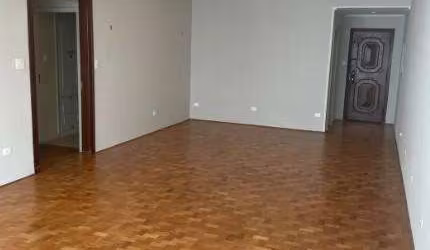 Apartamento em Higienópolis  -  São Paulo