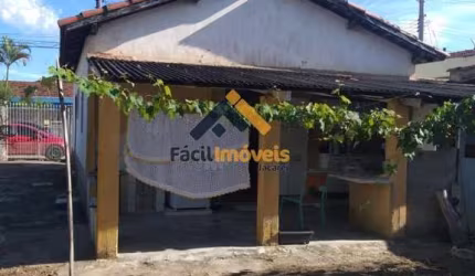 Casa para Venda em Jacareí, Jardim Emília, 2 dormitórios, 1 banheiro, 5 vagas