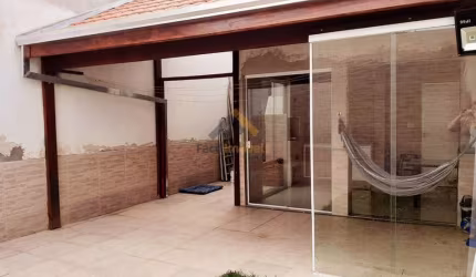 Casa para Venda em Jacareí, Parque Imperial, 3 dormitórios, 1 suíte, 2 banheiros, 2 vagas