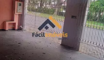 Casa para Venda em Jacareí, Parque Itamarati, 3 dormitórios, 2 banheiros, 2 vagas