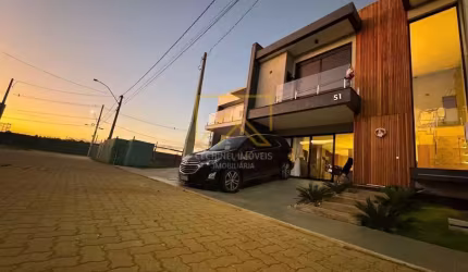 BELLA VITA - Casa à venda no bairro Central Park - Cachoeirinha/RS