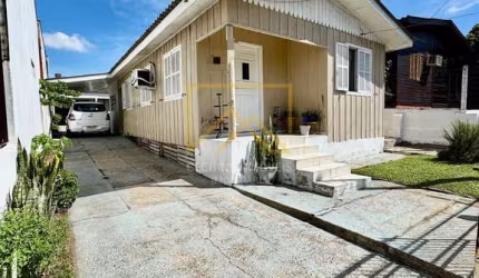 Casa à venda no bairro Vila Parque Brasília - Cachoeirinha/RS