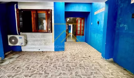 Casa à venda no bairro Jardim do Bosque - Cachoeirinha/RS