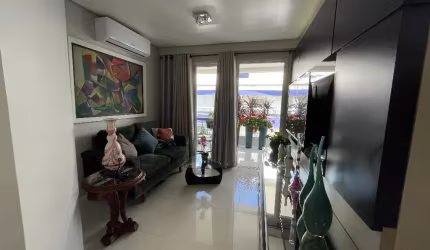 Maravilhosa cobertura no Ingleses, próximo a praia, com 4 dormitórios, sendo 3 suíte, espaço gourmet, área externa com linda vista panorâmica.
