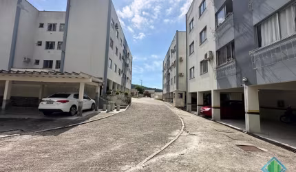 Ótimo apartamento de 3 dormitórios no bairro Roçado