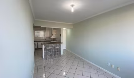 APTO DE 2 DORM. REFORMADO EM EXECELENTE LOCALIZAÇÃO NO JARDIM ATLANTICO