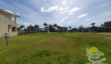 Lote / Terreno em Itapoá/SC na Barra do Saí