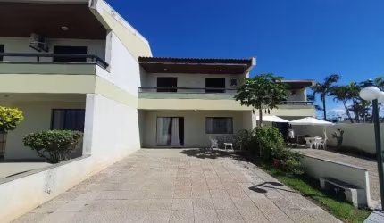 Sobrado em Itapoá/SC - Condomínio fechado, com localização privilegiada!