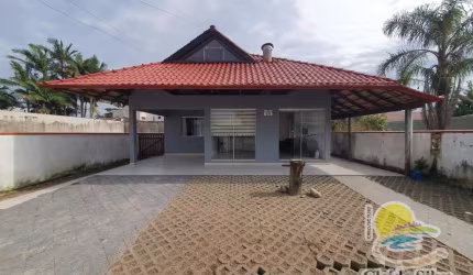 Casa em Itapoá/SC no Cambiju