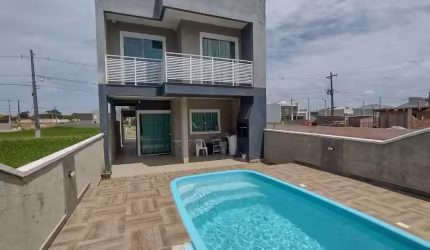 Sobrado em Itapoá/SC na Barra do Saí