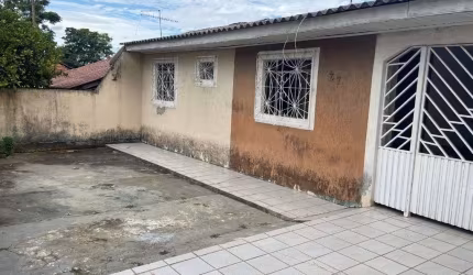 Casa em Fazenda Rio Grande/PR no Santa Terezinha