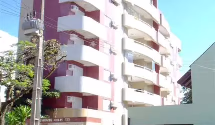 Cobertura 4 Quartos sendo 2 Suítes, com 2 vagas de Garagem no Centro em Guaratuba/PR - Imobiliária África