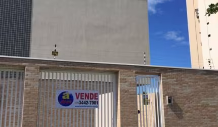 Sobrado Triplex com 3 Quartos sendo 1 Suíte, 3 vagas de Garagem no Centro em Guaratuba/PR - Imobiliária África