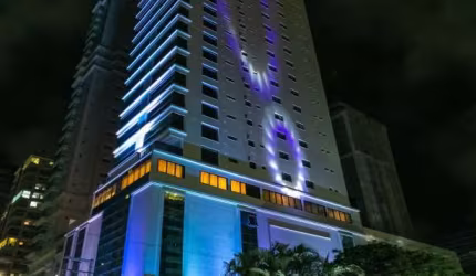 Excelente Apartamento Novo | 3 Suítes sendo 1 Master, 3 vagas de Garagem na Meia Praia em Itapema/SC - Imobiliária África
