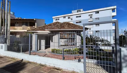 Casa comercial para alugar no Marechal Rondon, Canoas  por R$ 5.900