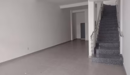 Ponto comercial para alugar no Mato Grande, Canoas  por R$ 2.990