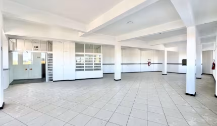 Sala comercial para alugar no Marechal Rondon, Canoas  por R$ 3.000