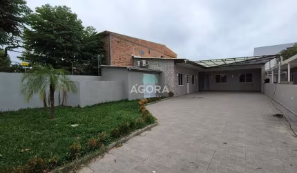 Casa com 3 quartos para alugar no Mathias Velho, Canoas  por R$ 2.900