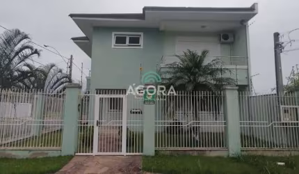 Casa com 3 quartos para alugar no Mont Serrat, Canoas  por R$ 8.900