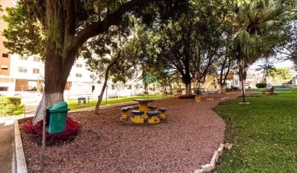 Apartamento com 2 quartos para alugar na Nossa Senhora das Graças, Canoas  por R$ 2.000