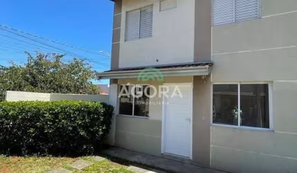 Casa em condomínio fechado com 3 quartos para alugar no Igara, Canoas  por R$ 2.500