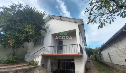 Casa com 3 quartos para alugar no Igara, Canoas  por R$ 1.500