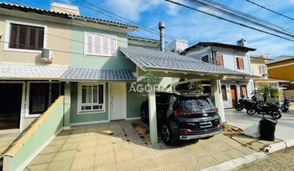 Casa em condomínio fechado com 2 quartos para alugar no Harmonia, Canoas  por R$ 3.600