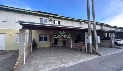 Casa em condomínio fechado com 3 quartos para alugar no Igara, Canoas  por R$ 2.800