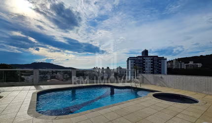 Amplo apartamento garden com 110m² de puro charme! 2 dormitórios, sendo 1 suíte, espaço perfeito para viver com conforto e tranquilidade.