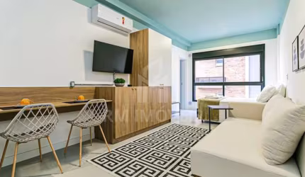 Lindo studio totalmente mobiliado a poucos metros da UFSC.