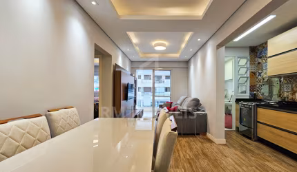 Apartamento semimobiliado de 2 dormitórios, sendo 1 suíte, com 1 vaga de garagem, em condomínio clube referência na região!