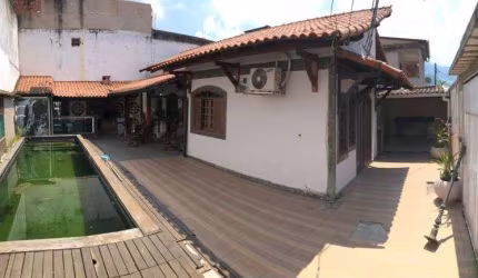 Vendo casa em bangu