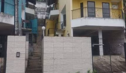 Vendo casa no valqueire
