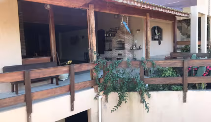 Casa/ Sobrado à venda  com 3 quarto(s)