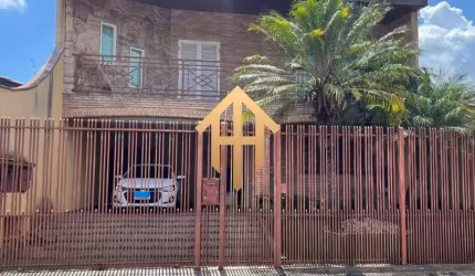 Casa para Venda em Sorocaba, Jardim Astro, 4 dormitórios, 2 suítes, 2 banheiros, 4 vagas
