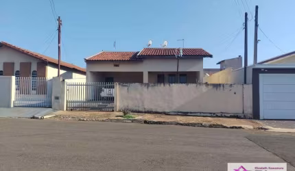 Casa com 3 dormitórios à venda, 133 m² por R$ 260.000,00 - Parque São Manoel - Leme/SP