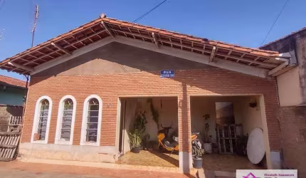 Casa com 3 dormitórios à venda, 126 m² por R$ 280.000,00 - Jardim Eloísa - Leme/SP