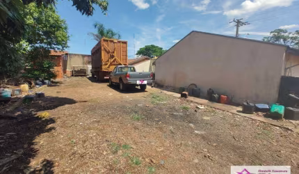 Terreno à venda, 270 m² no Jardim Coloninha Cláudia - Leme/SP