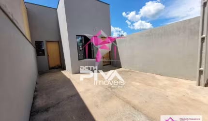Casa com 2 dormitórios à venda, 62 m² por R$ 225.000,00 - Jardim Casarão - Leme/SP