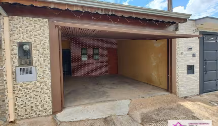 Casa com 2 dormitórios à venda, 55 m² por R$ 250.000 - Parque Residencial Itamaraty - Leme/SP