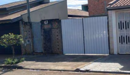 Sobrado com 3 dormitórios à venda, 141 m² por R$ 150.000 - Jardim Graminha - Leme/SP