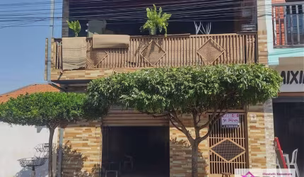 Sobrado com 4 dormitórios à venda, 238 m² por R$ 260.000 - Jardim Primavera - Leme/SP