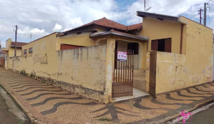 Casa com 3 dormitórios à venda, 158 m² por R$ 380.000 - Barra Funda - Leme/SP
