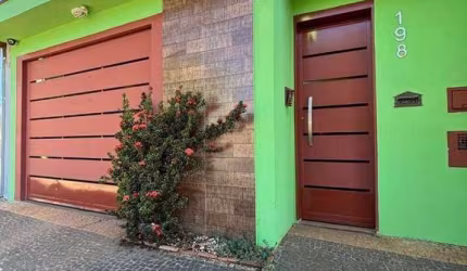 Casa com 2 dormitórios à venda, 136 m² por R$ 300.000,00 - Jardim Residencial Cambuhy - Leme/SP