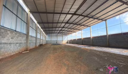 Barracão, 946 m² – venda: consultar a imobiliária | aluguel: R$ 14.000/mês – Industrial Anhanguera, Leme/SP