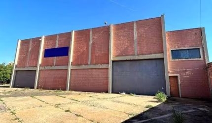 Barracão, 1998 m² - venda por R$ 6.000.000 ou aluguel por R$ 15.000/mês - Barra Funda - Leme/SP