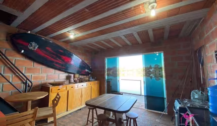 Rancho pé na areia em Santa Cruz da Conceição/SP