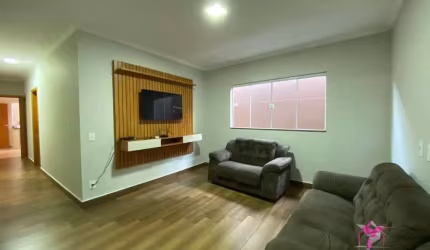 Casa com 2 dormitórios à venda, 131 m² por R$ 500.000,00 - Jardim Eroísi - Leme/SP