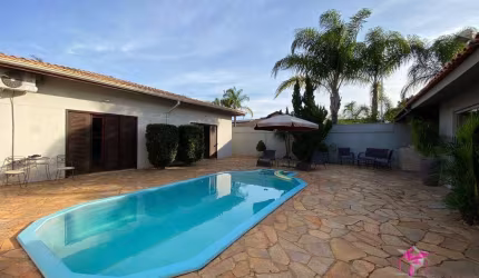 Casa com 3 dormitórios à venda, 239 m² por R$ 1.500.000,00 - Jardim Portal Do Bosque - Leme/SP