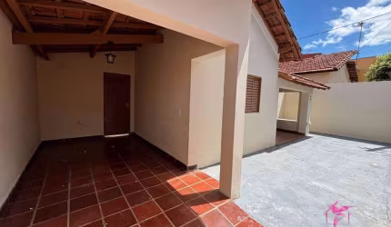 Casa com 2 dormitórios à venda, 101 m² por R$ 220.000,00 - Centro - Leme/SP